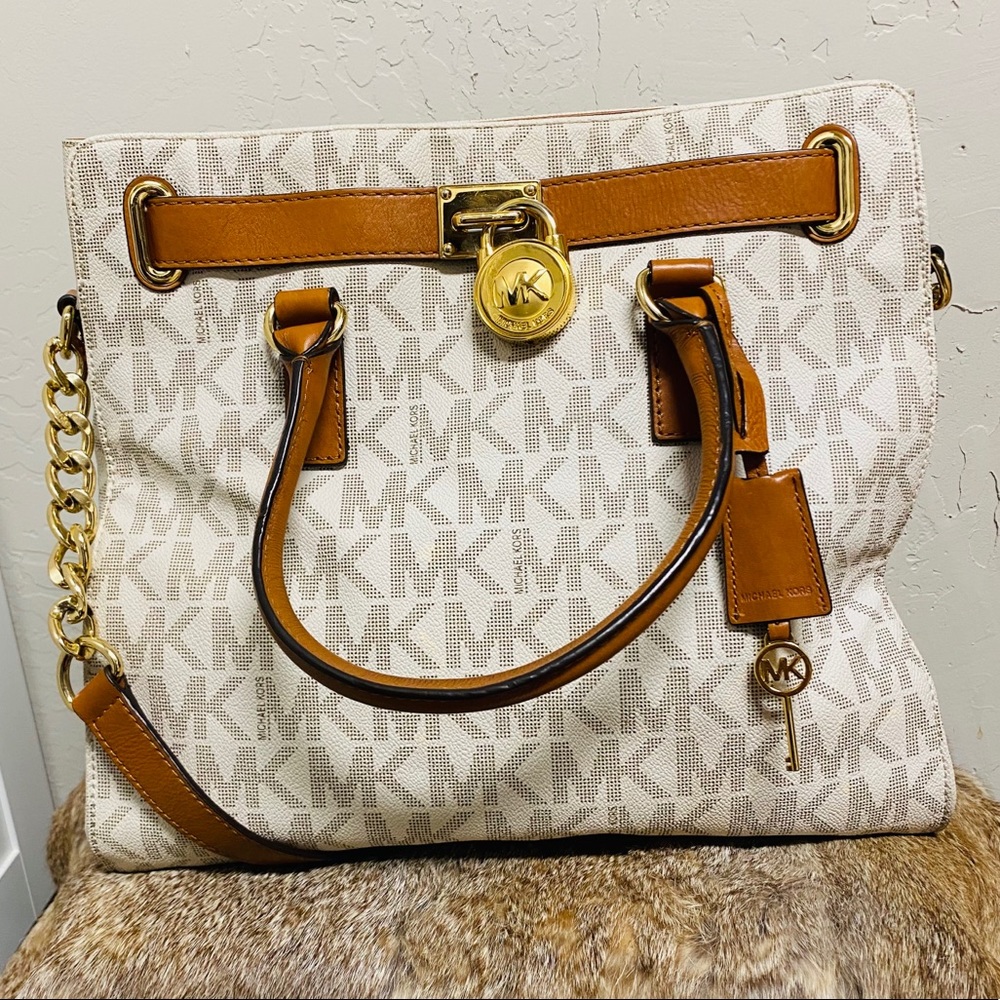 Michael Kors logo Hamilton